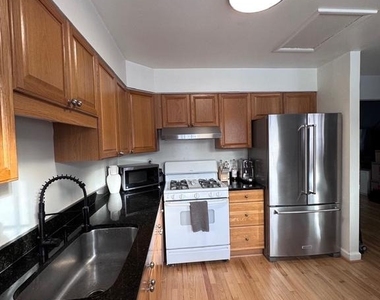 12122 Otis Drive - Photo Thumbnail 6