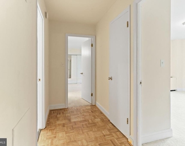7505 Democracy Boulevard - Photo Thumbnail 15