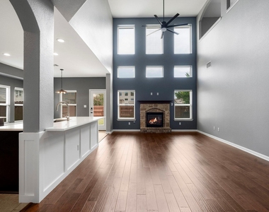 8525 Reggio St - Photo Thumbnail 3