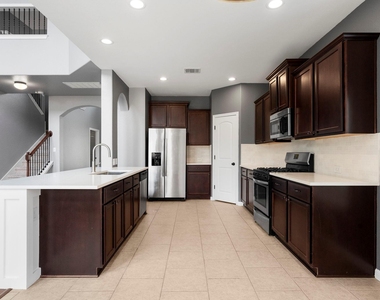8525 Reggio St - Photo Thumbnail 9