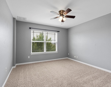 8525 Reggio St - Photo Thumbnail 21