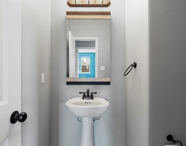 8525 Reggio St - Photo Thumbnail 24