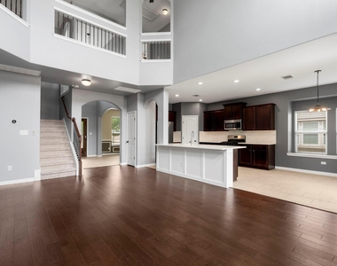 8525 Reggio St - Photo Thumbnail 2