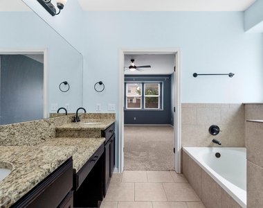 8525 Reggio St - Photo Thumbnail 17