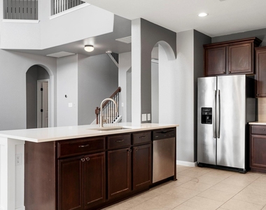 8525 Reggio St - Photo Thumbnail 7
