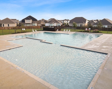 8525 Reggio St - Photo Thumbnail 37