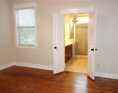 8318 Bowling Green Dr - Photo Thumbnail 7