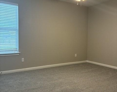 19013 Scoria Dr - Photo Thumbnail 17