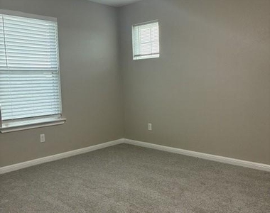 19013 Scoria Dr - Photo Thumbnail 20