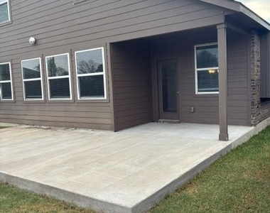 19013 Scoria Dr - Photo Thumbnail 23