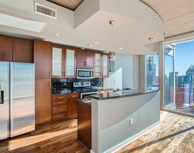 360 Nueces St - Photo Thumbnail 14
