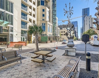 360 Nueces St - Photo Thumbnail 27