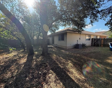 8713 Talyne Chaise Cir - Photo Thumbnail 11