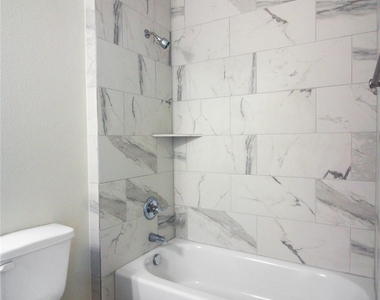 514 War Adminral Dr - Photo Thumbnail 24