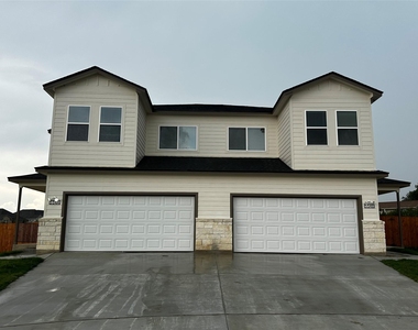 514 War Adminral Dr - Photo Thumbnail 1