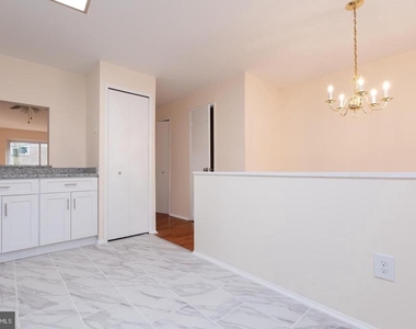 9752 Early Spring Way - Photo Thumbnail 3