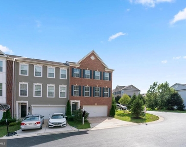 6704 Saw Mill Court - Photo Thumbnail 44