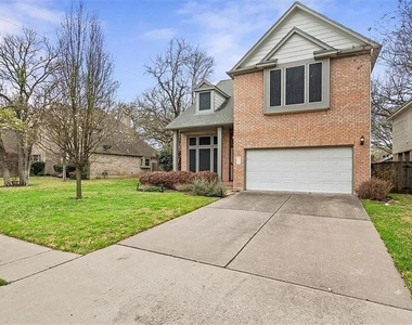 1006 Oaklands Dr - Photo Thumbnail 1