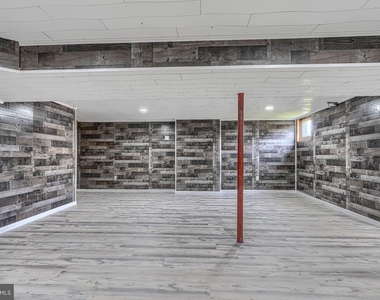 412 Darby Lane - Photo Thumbnail 40