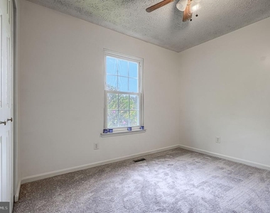 412 Darby Lane - Photo Thumbnail 27
