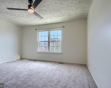 412 Darby Lane - Photo Thumbnail 31