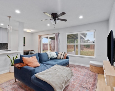 9107 Shepard Dr - Photo Thumbnail 3