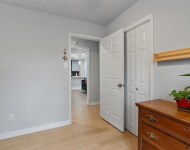 9107 Shepard Dr - Photo Thumbnail 14