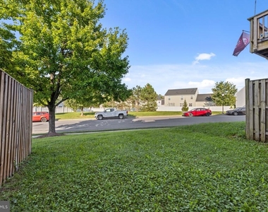 113 Lavenport Circle - Photo Thumbnail 37