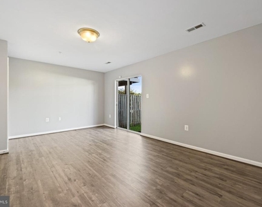 113 Lavenport Circle - Photo Thumbnail 31