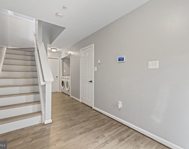 113 Lavenport Circle - Photo Thumbnail 29