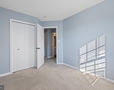 113 Lavenport Circle - Photo Thumbnail 18