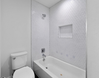 6503 Felix Ave - Photo Thumbnail 17