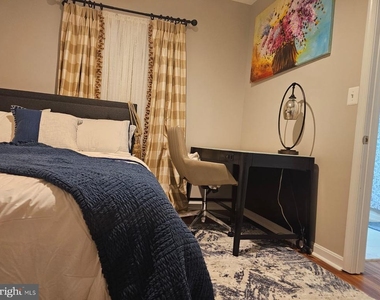 10568 Frasier Fir Lane - Photo Thumbnail 9