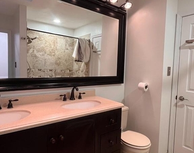 8677 Valley Drive - Photo Thumbnail 7