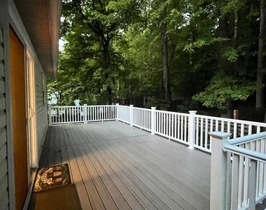 8677 Valley Drive - Photo Thumbnail 15