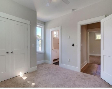 2821 Castro St - Photo Thumbnail 17