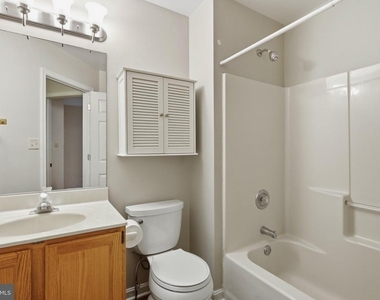 427 Lessin Drive - Photo Thumbnail 22