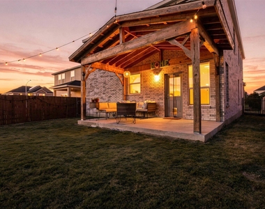 4605 Colmar Dr - Photo Thumbnail 26