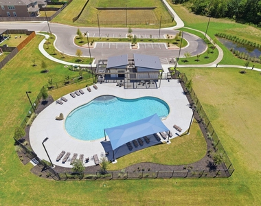 4605 Colmar Dr - Photo Thumbnail 30