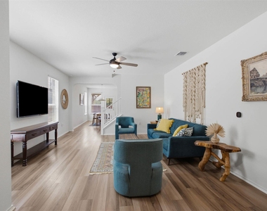 4605 Colmar Dr - Photo Thumbnail 11