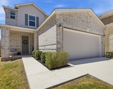 4605 Colmar Dr - Photo Thumbnail 1