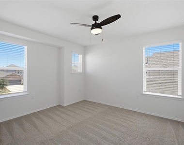 4605 Colmar Dr - Photo Thumbnail 22