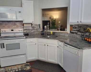 139 Gentlebrook Road - Photo Thumbnail 4