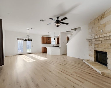 14220 James Buchanan St - Photo Thumbnail 4