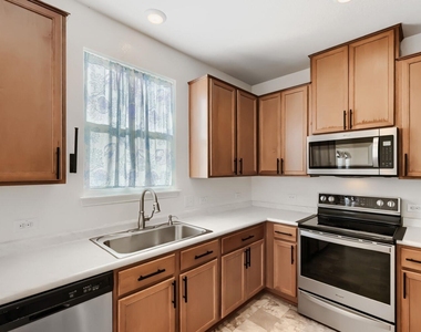 14220 James Buchanan St - Photo Thumbnail 6