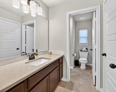 2518 Sunset Vista Cir - Photo Thumbnail 28