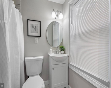 607 S Durham Street - Photo Thumbnail 19