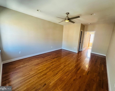 429 E Lanvale Street E - Photo Thumbnail 18