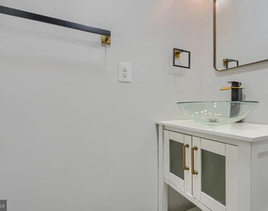 3435 Hickory Avenue - Photo Thumbnail 21
