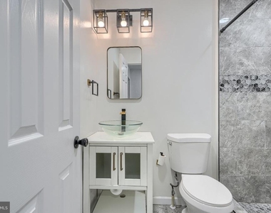 3435 Hickory Avenue - Photo Thumbnail 18
